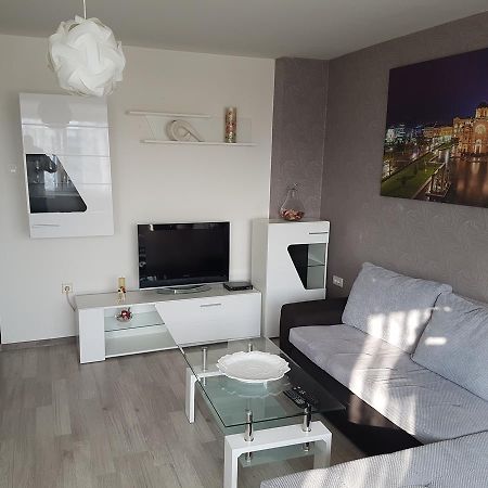 Apartman Vuk - Stan Na Dan バニャ・ルカ エクステリア 写真