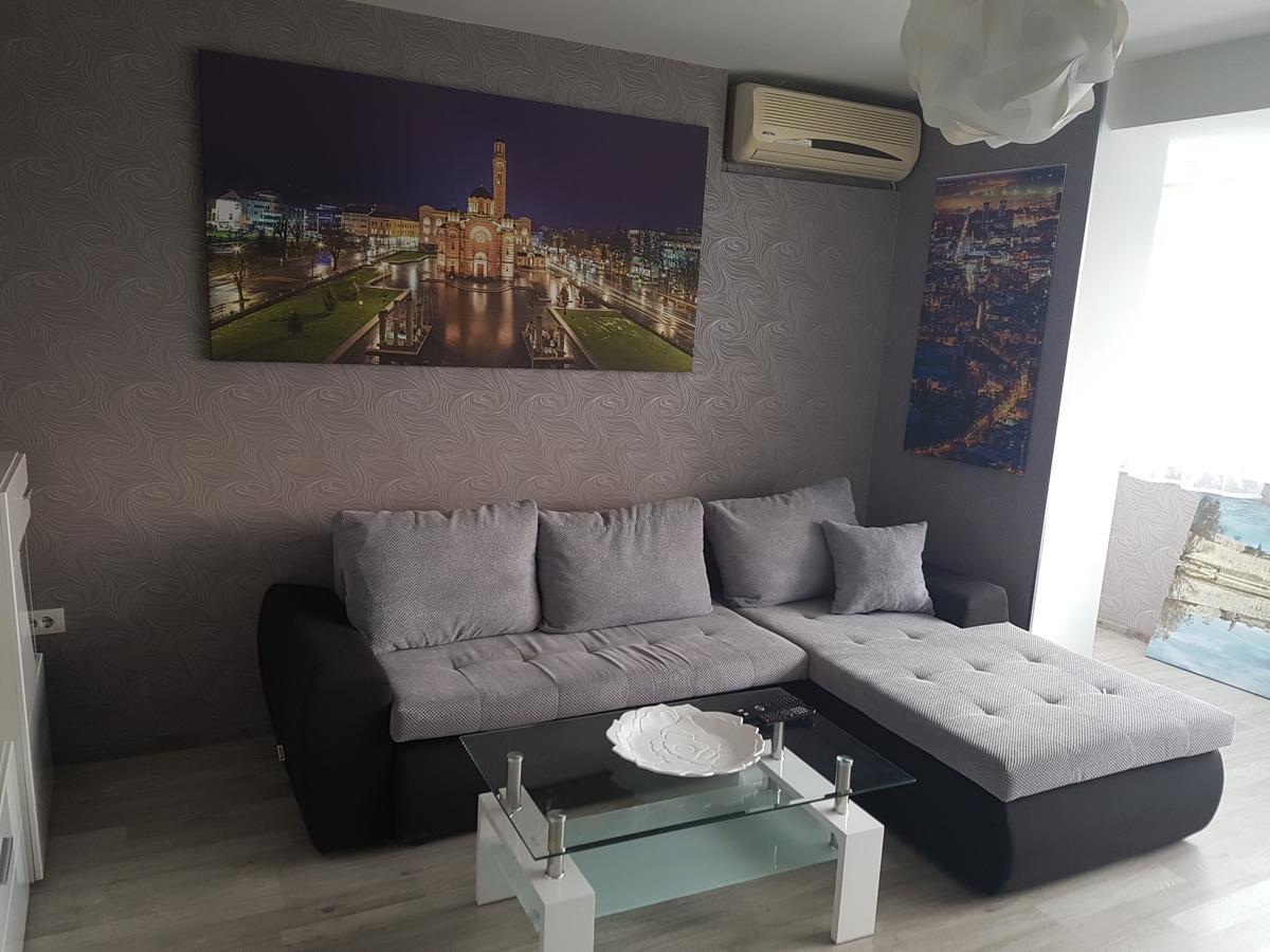 Apartman Vuk - Stan Na Dan バニャ・ルカ エクステリア 写真